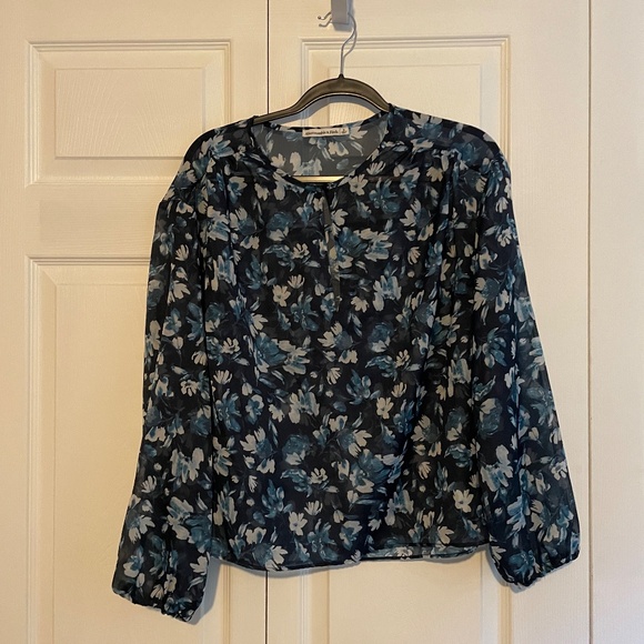 Abercrombie Long-Sleeve Sheer Plunge Top, Blue Floral, Small - Picture 4 of 4